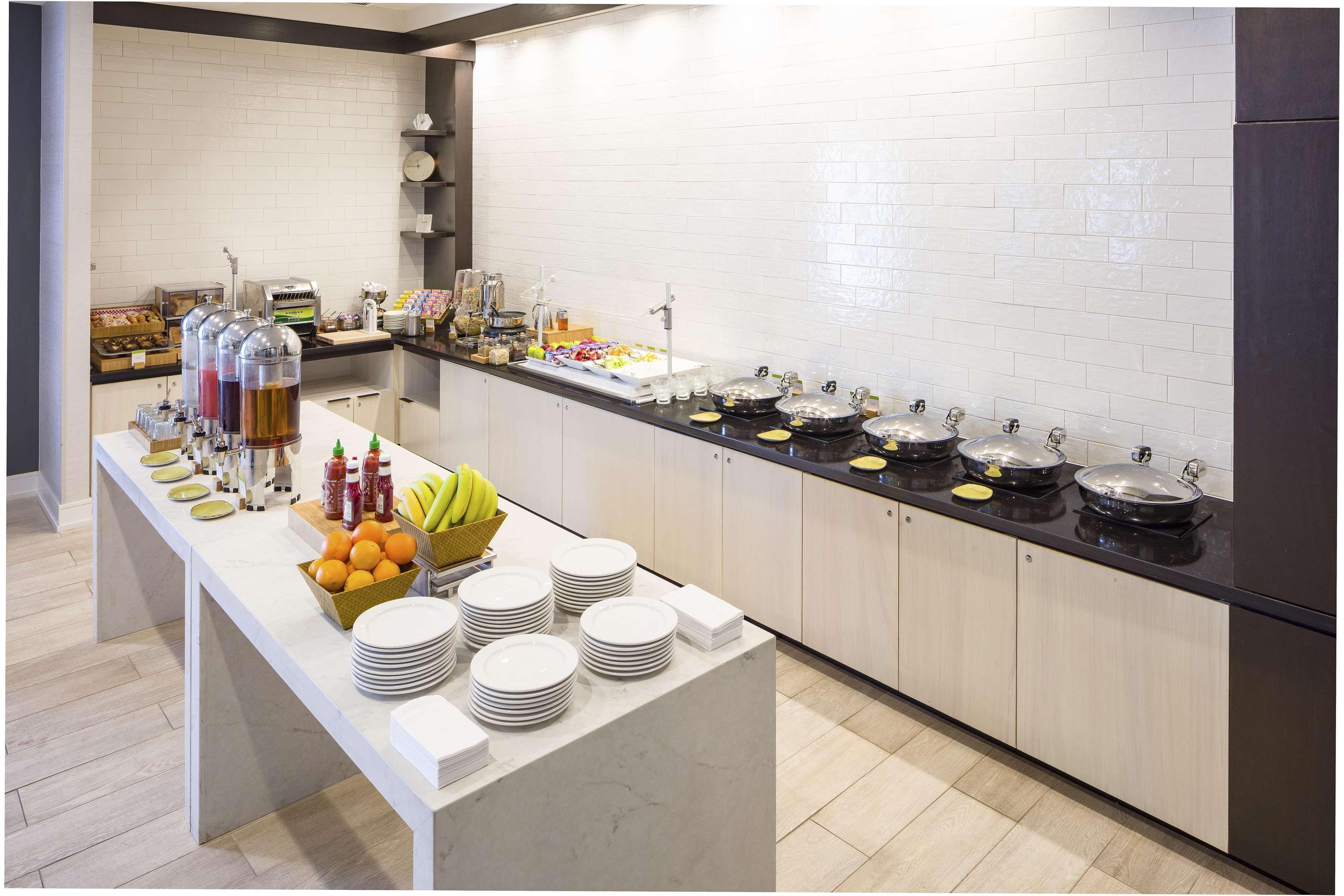 Doubletree By Hilton Boston Logan Airport Chelsea Hotel Restaurant billede