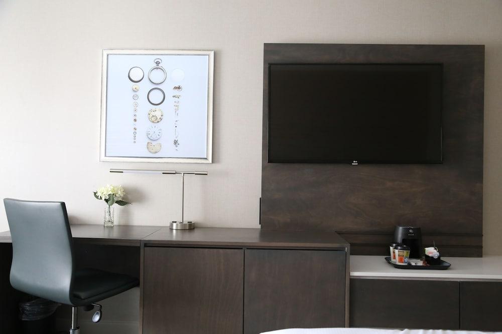 Doubletree By Hilton Boston Logan Airport Chelsea Hotel Eksteriør billede